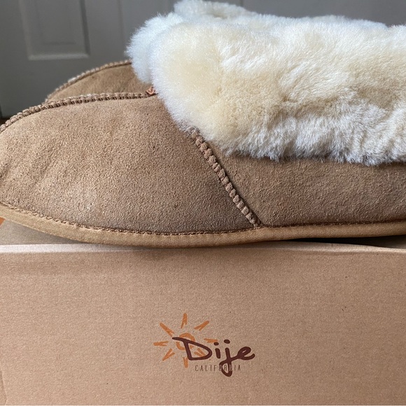 Australian sheepskin shearling wool slippers - Picture 2 of 9